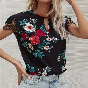 New floral lace sleeve top